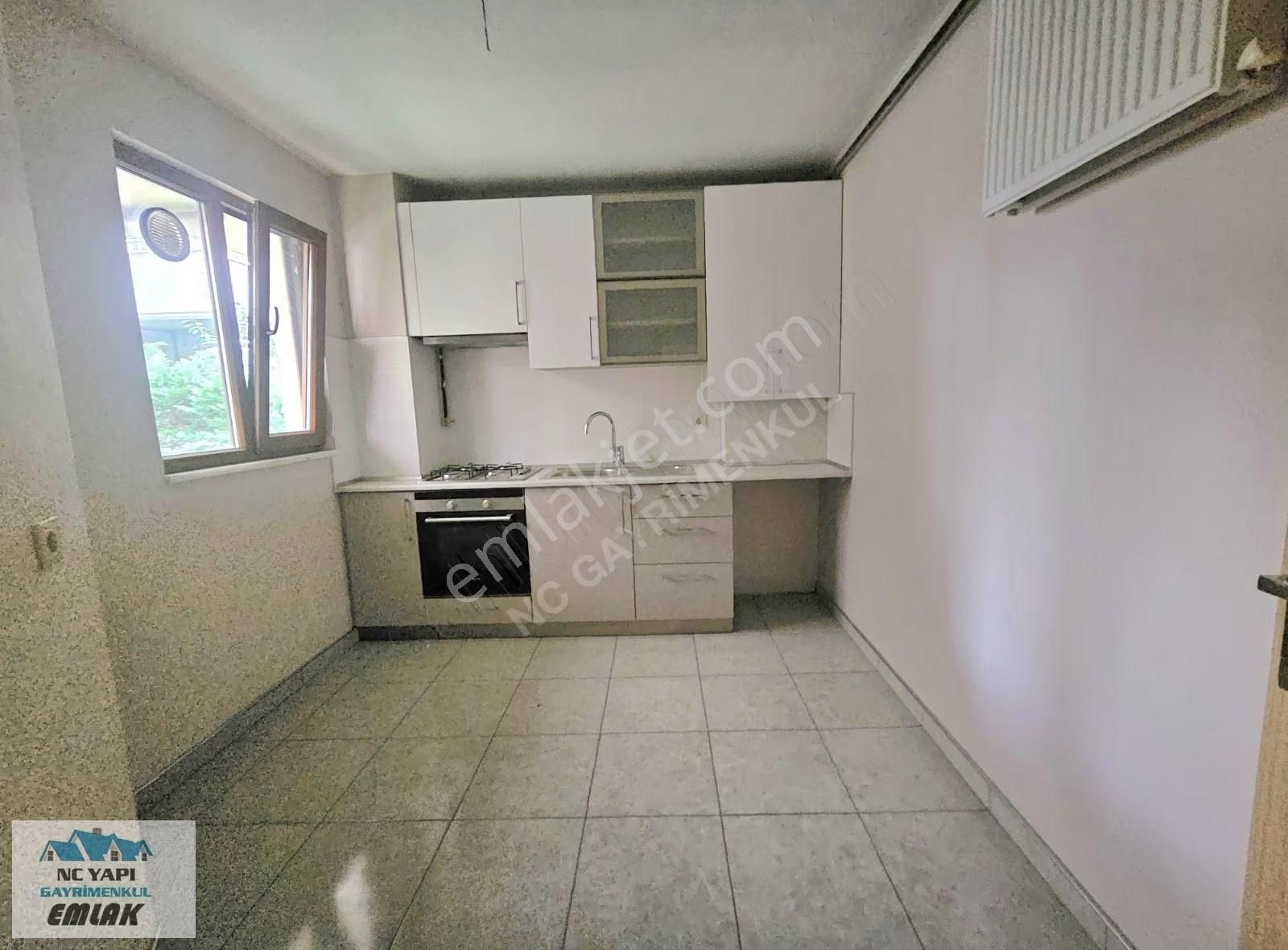 Üsküdar Metrosuna Yürüme Mesafesinde 3+1 Ters Dubleks | - Görsel 24