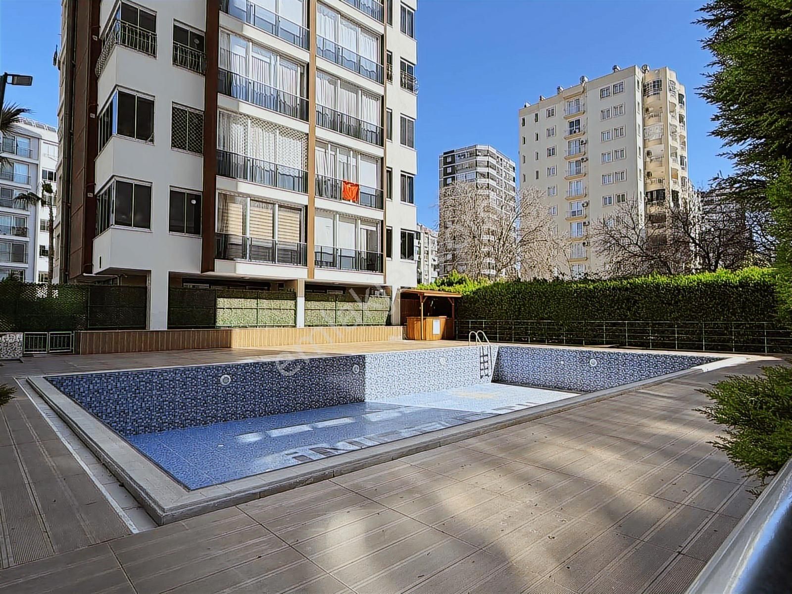 Pınar'da 2+1 90 M2 Güvenlikli Havuzlu Site İçi Kiralık Daire - Görsel 21