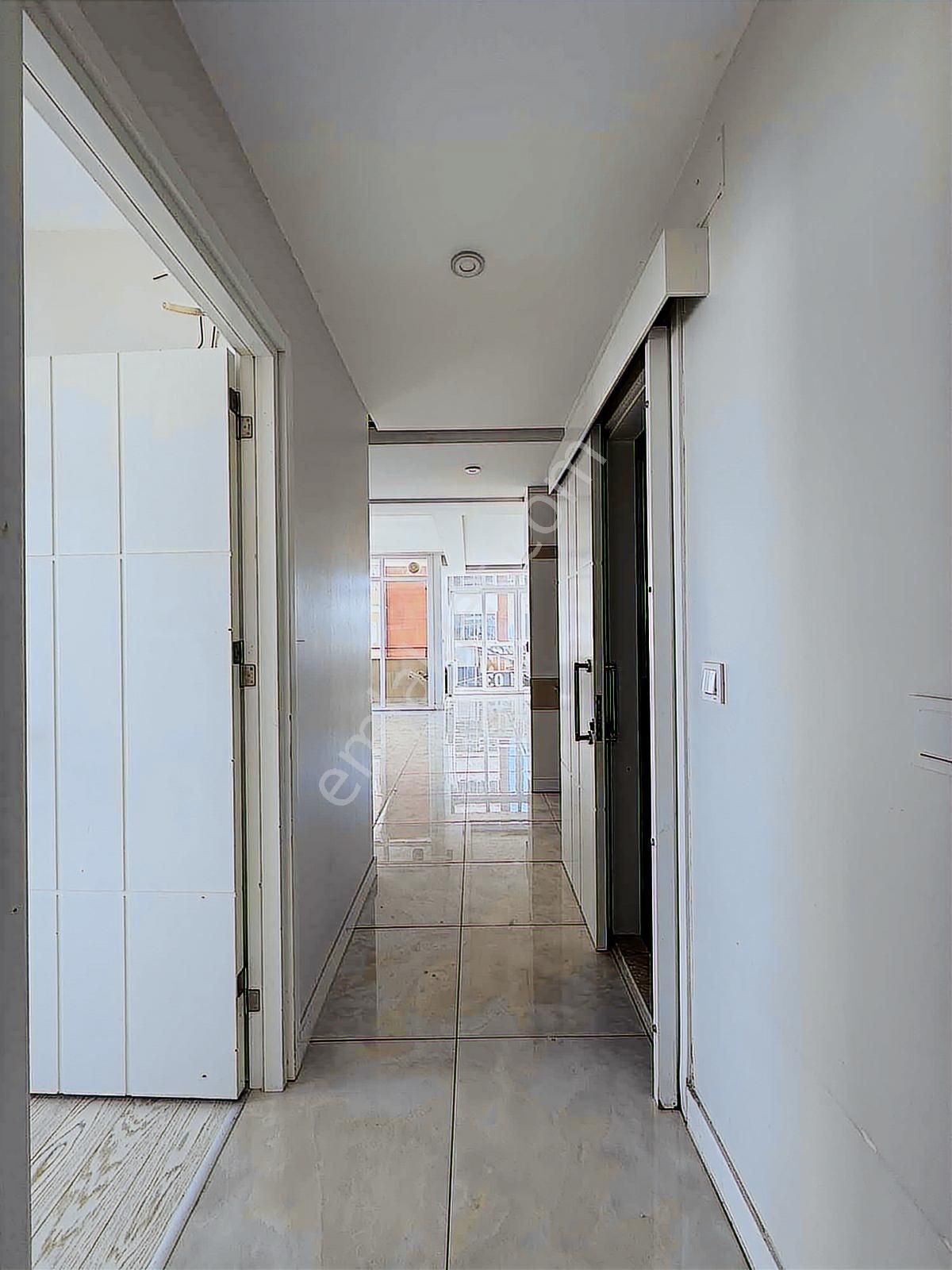 Pınar'da 2+1 90 M2 Güvenlikli Havuzlu Site İçi Kiralık Daire - Görsel 9