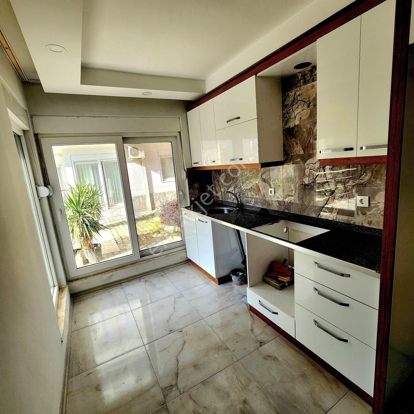 Antalya Kepez De Havuzlu Site İçi Ayrı Mutfaklı Kiralık 2+1daire - Görsel 9