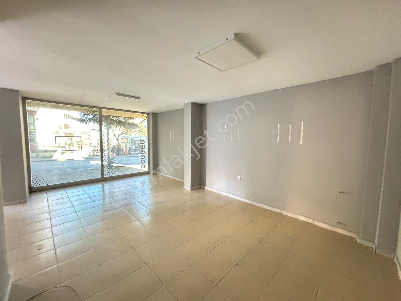 Taşdelen Cumhuriyet İskanlı Her İşe Uygun 115 M2 Kiralık Dükkan - Görsel 8