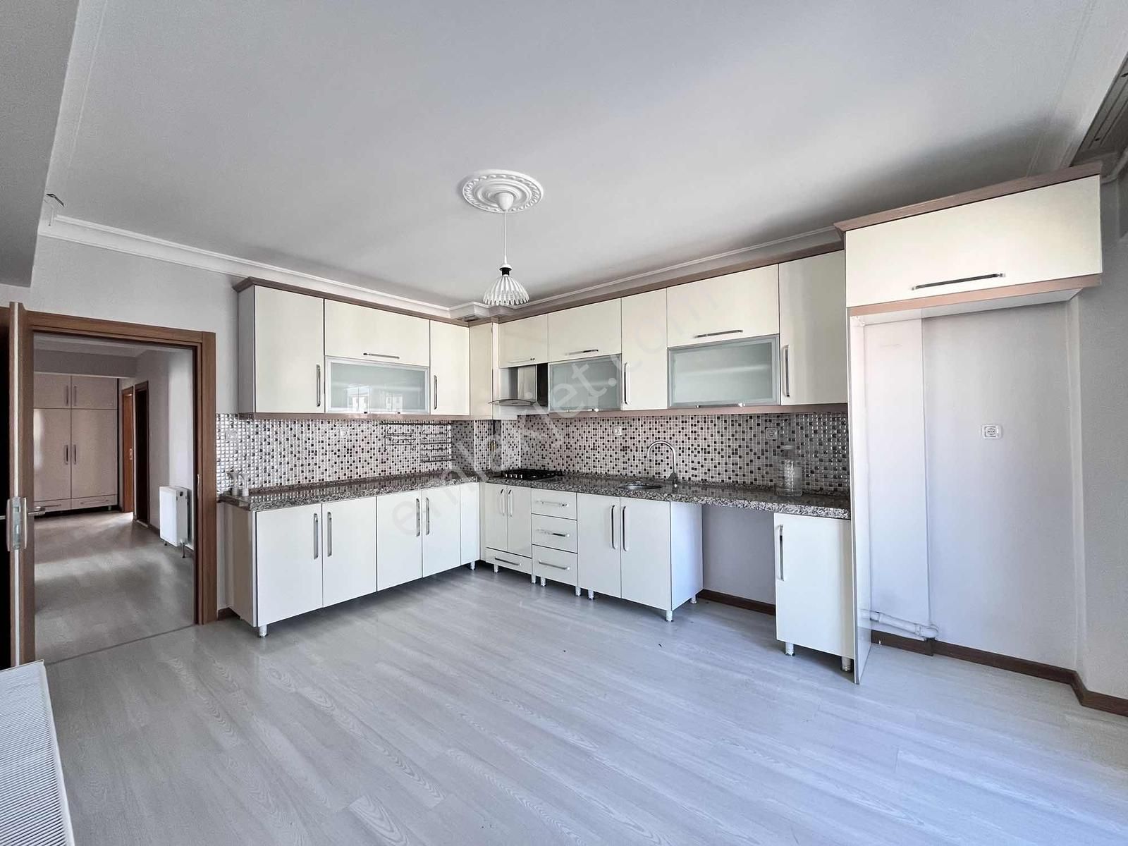 Şentepe Adliye Arkasında Site İçerisinde 3+1 Kiralık Daire - Görsel 5