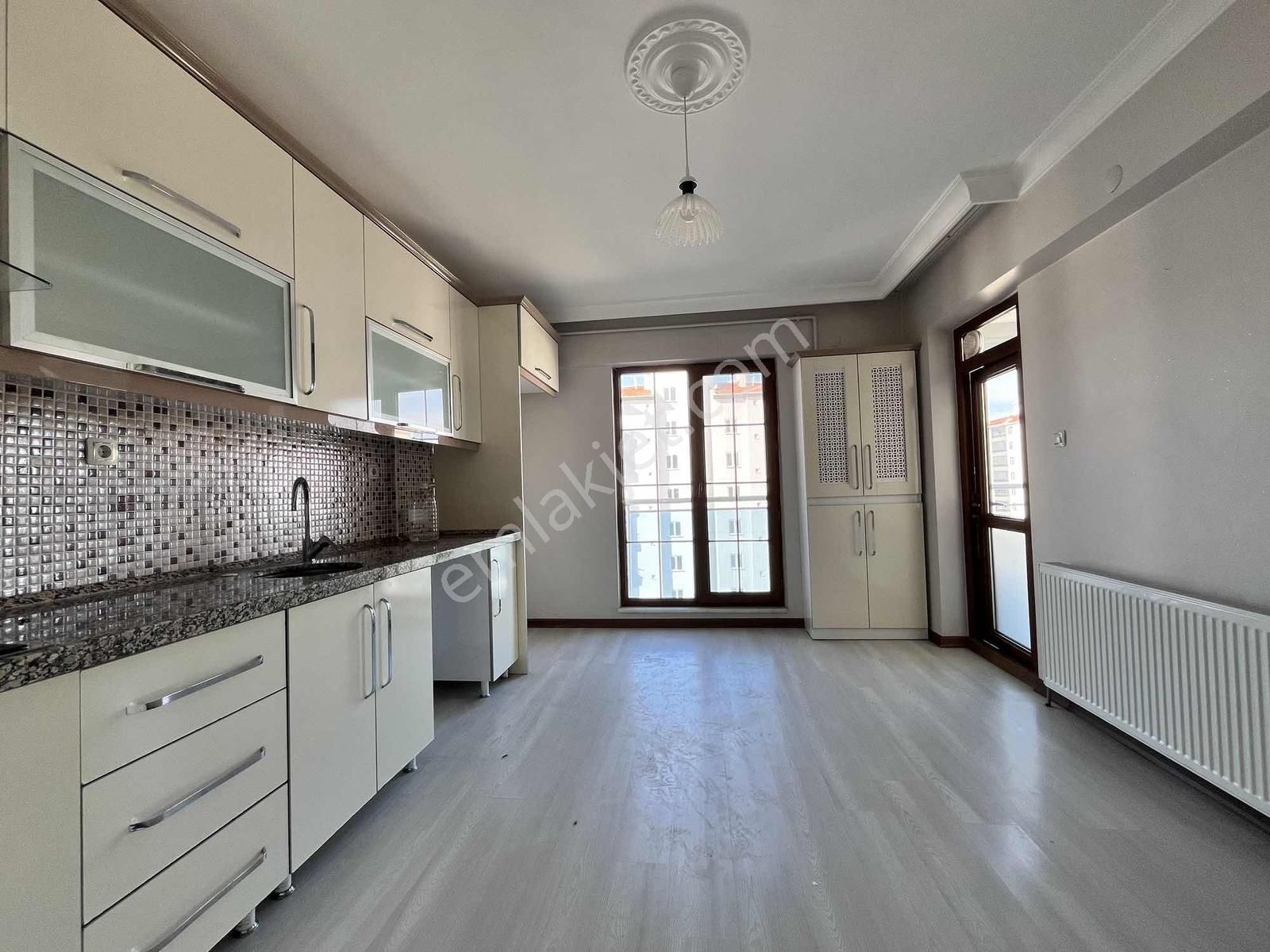 Şentepe Adliye Arkasında Site İçerisinde 3+1 Kiralık Daire - Görsel 7