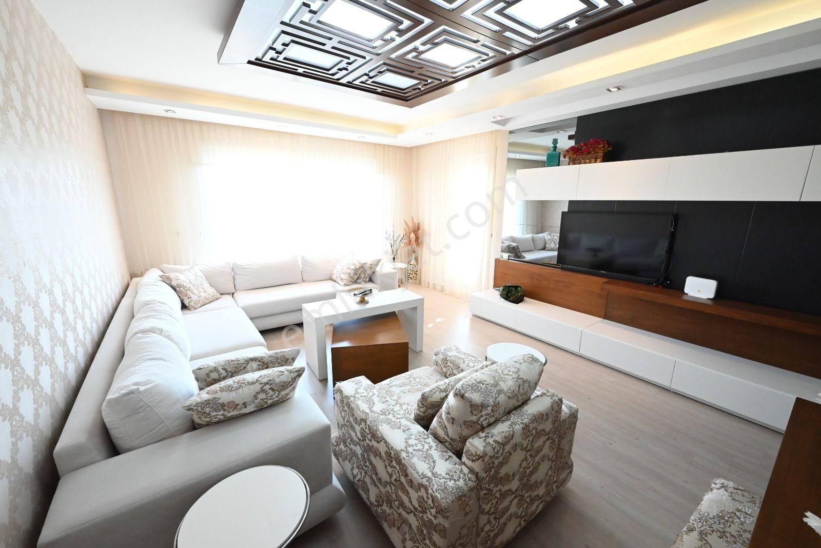 Üstünkent'ten Merkez Mah.de Deniz Manzaralı Satılık 3+1 Daire - Görsel 5