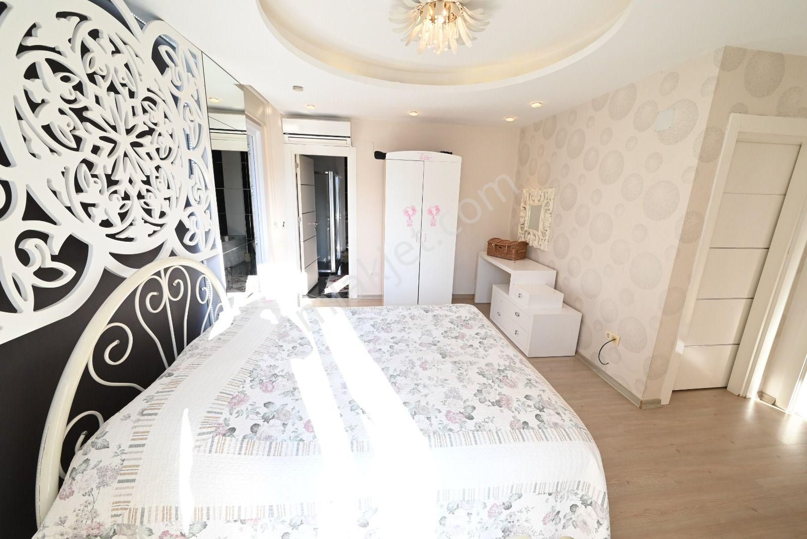 Üstünkent'ten Merkez Mah.de Deniz Manzaralı Satılık 3+1 Daire - Görsel 23