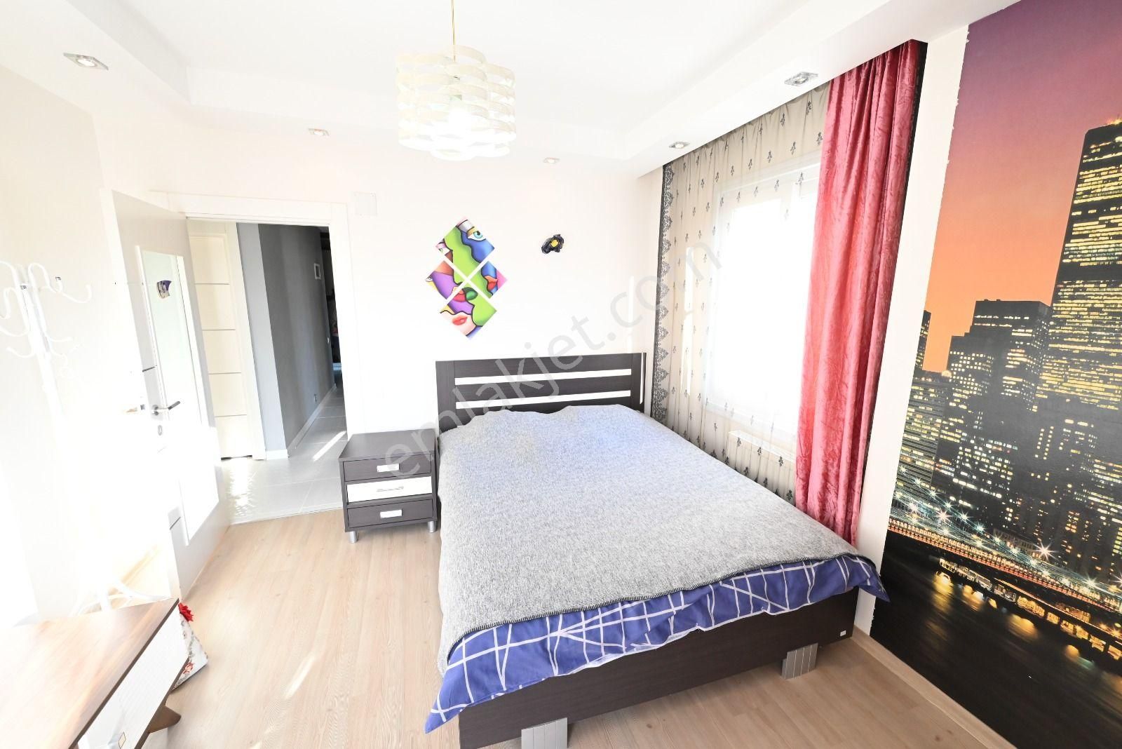 Üstünkent'ten Merkez Mah.de Deniz Manzaralı Satılık 3+1 Daire - Görsel 13