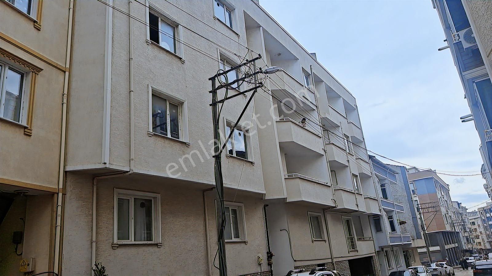 Karacabey Nasrettin'de Kapalı Otoparklı Daireler