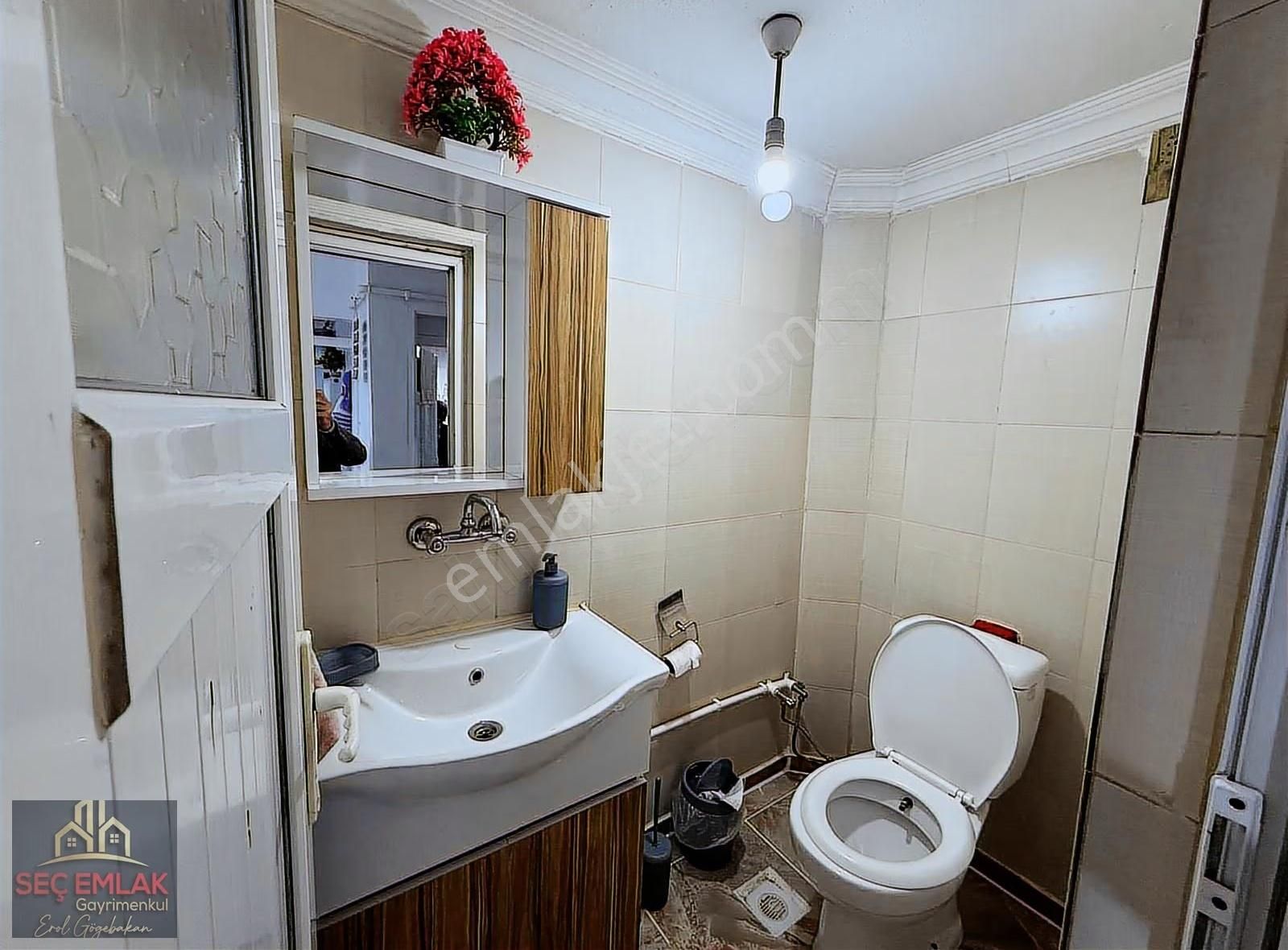 Seç Emlak'tan 3 Daire + Dükkan +garaj Köşebaşı Doğalgazlı Bina - Görsel 2