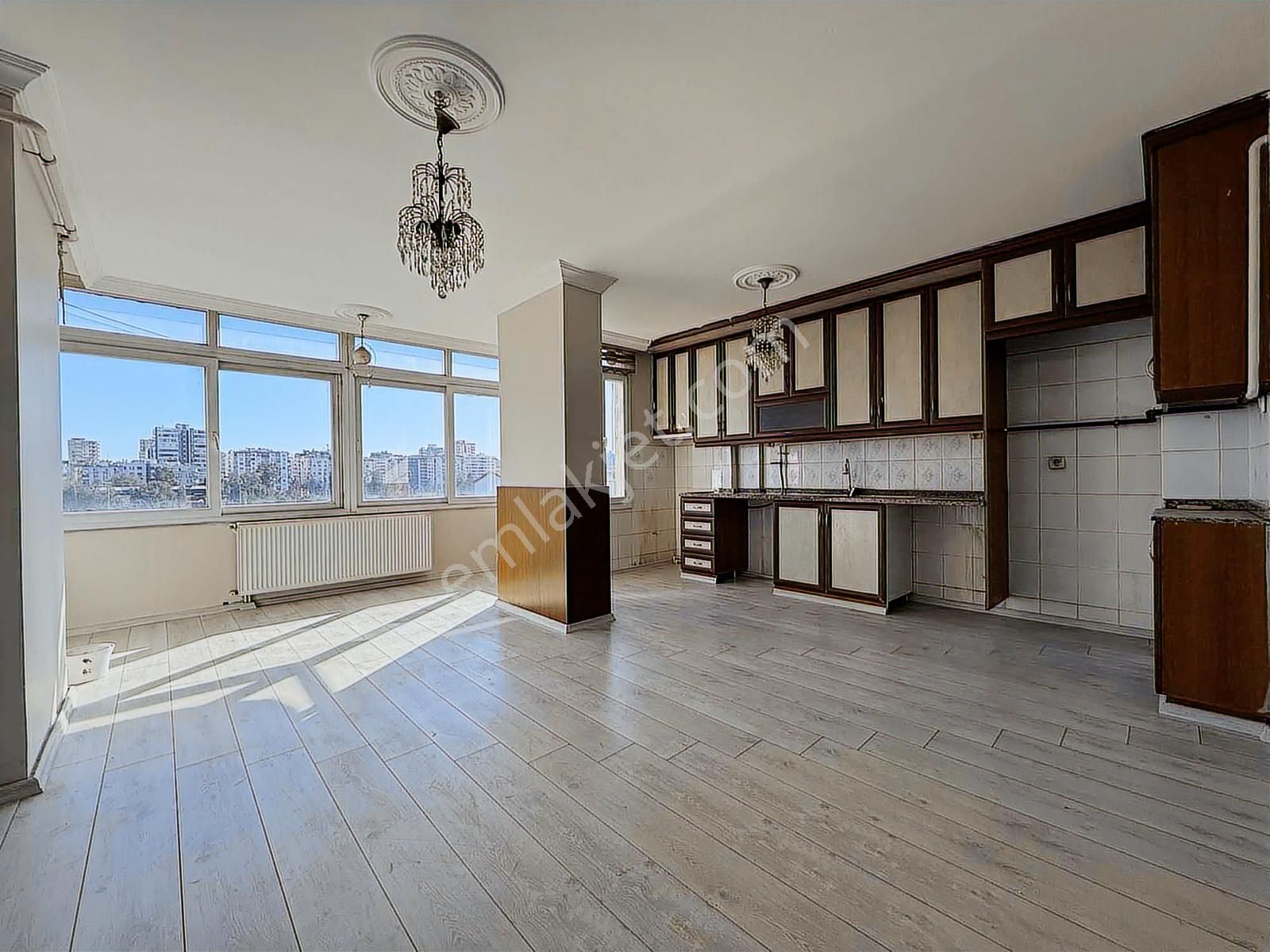 Gazipaşa'da 3+1 Açık Mutfak Doğalgaz+klimalı Kiralık Daire