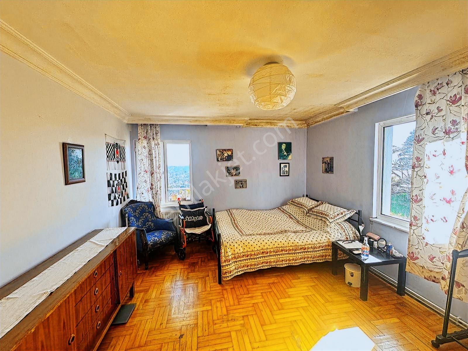 Remax'tan Uyum Acarlar Sitesi Deniz Manzaralı Çift Cephe 3+1 - Görsel 9