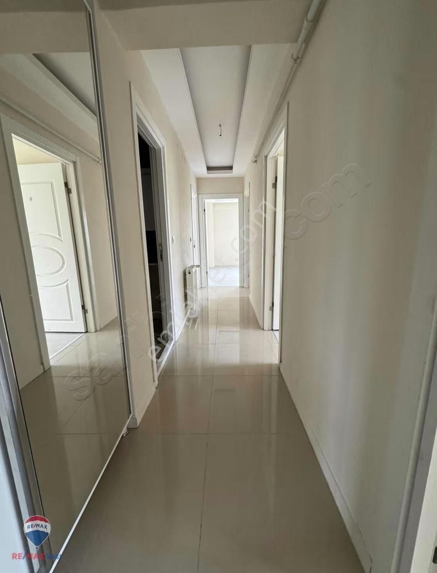 Hakan Büyük"ten Esentepe"de Ebeveyn Banyolu 3+1 Geniş Daire - Görsel 5