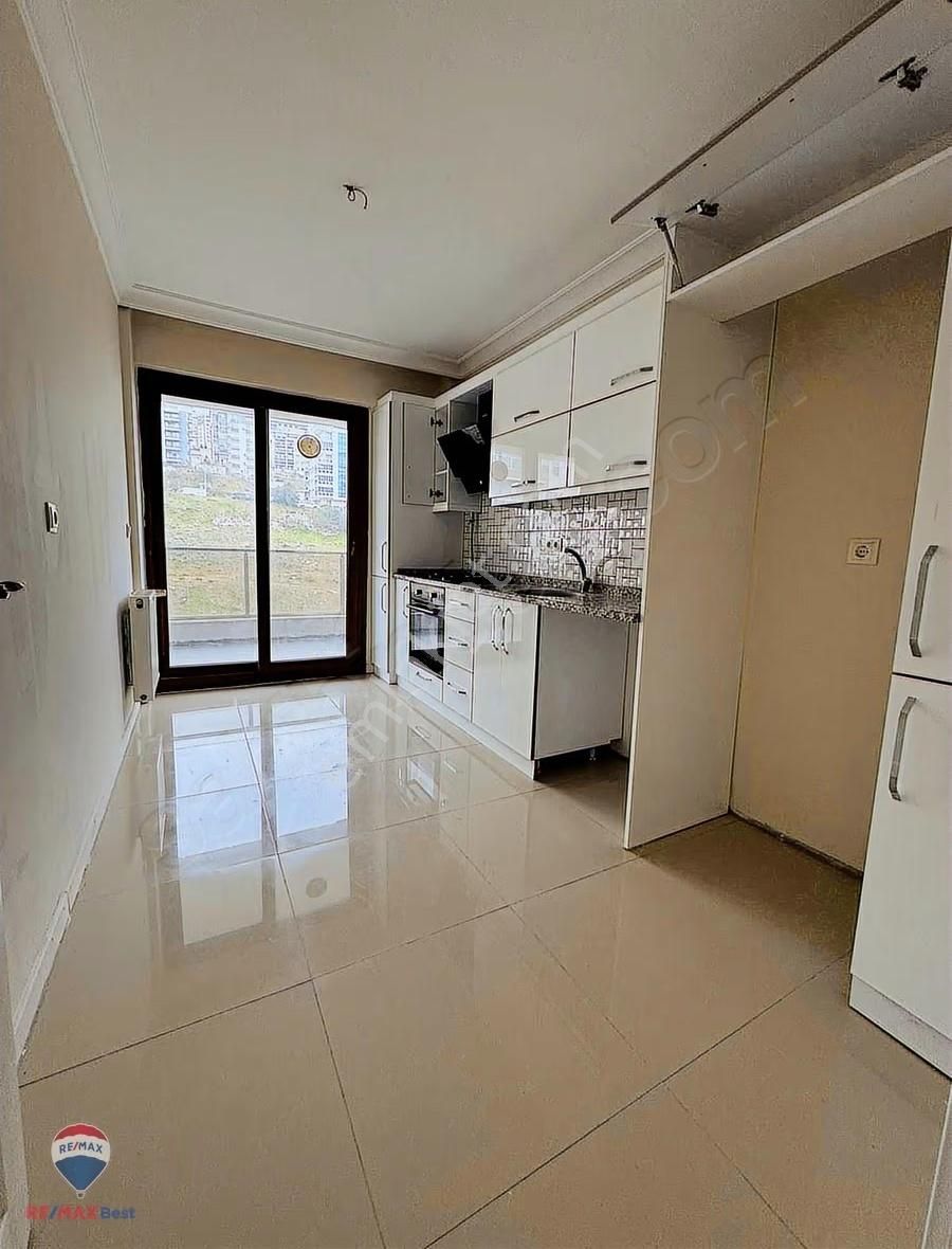 Hakan Büyük"ten Esentepe"de Ebeveyn Banyolu 3+1 Geniş Daire - Görsel 3