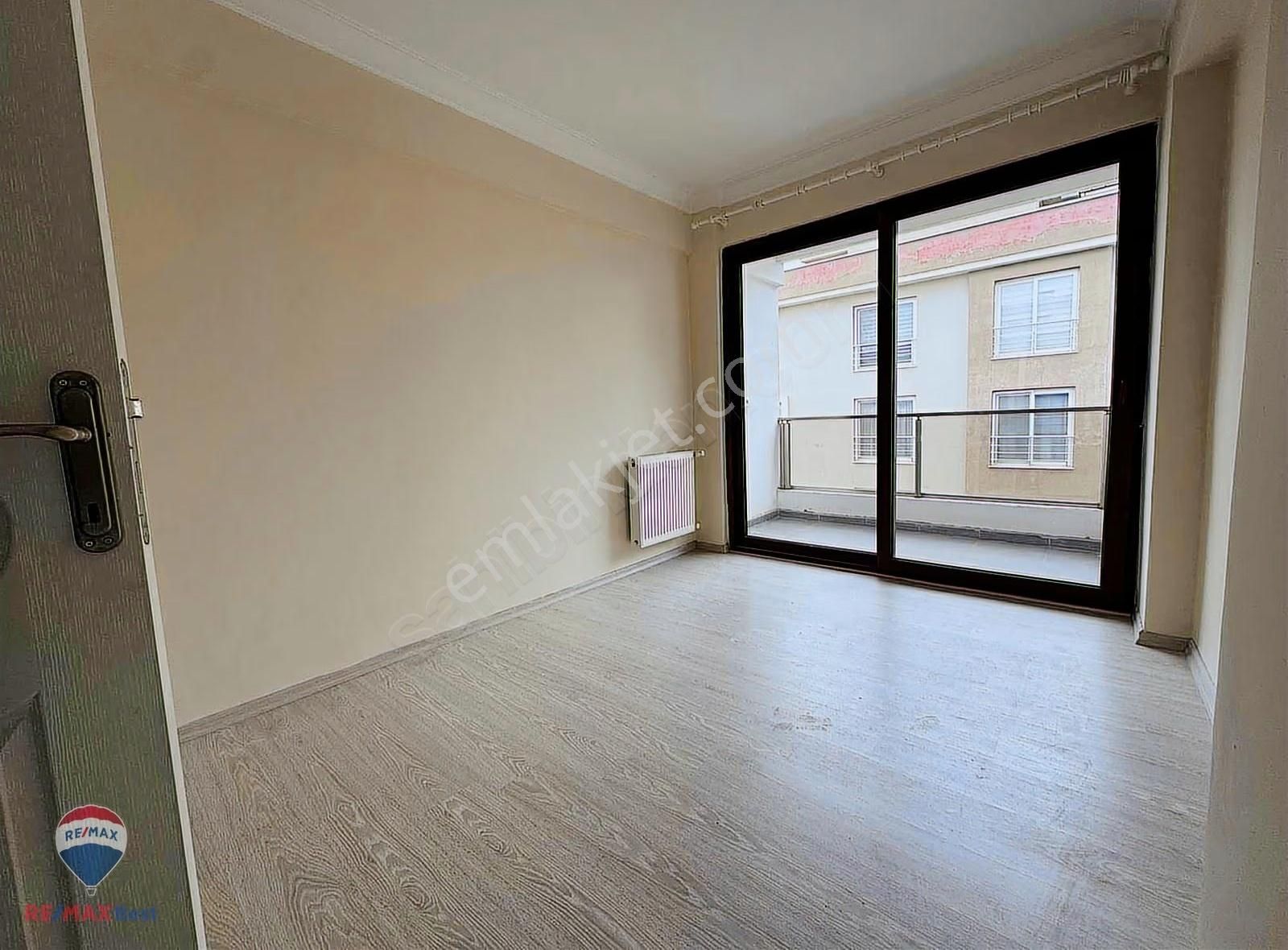 Hakan Büyük"ten Esentepe"de Ebeveyn Banyolu 3+1 Geniş Daire - Görsel 18