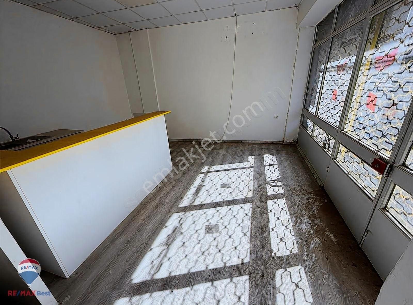 60 Bahçelievlerde Köşe Dükkan - Görsel 5