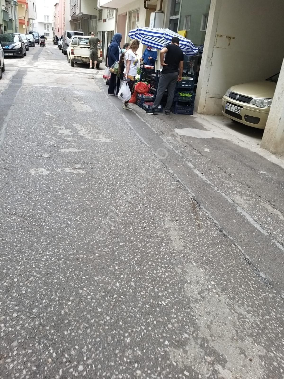 Mudanya Burgaz'da Kapital'den Ana Cadde Üzeri Satılık Dükkan - Görsel 3