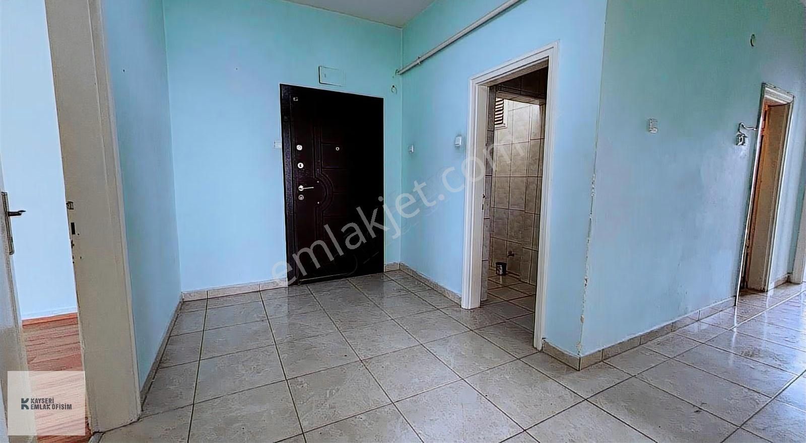 Emlak Ofisim Esenyurt Mahallesinde 3+1 Kiralık Daire