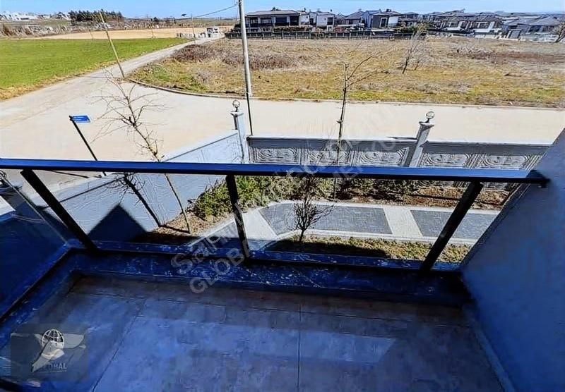 Önerler Prestijli Sitesinde 3+1 Arakat Güney Cephe Yüksek Kred - Görsel 32