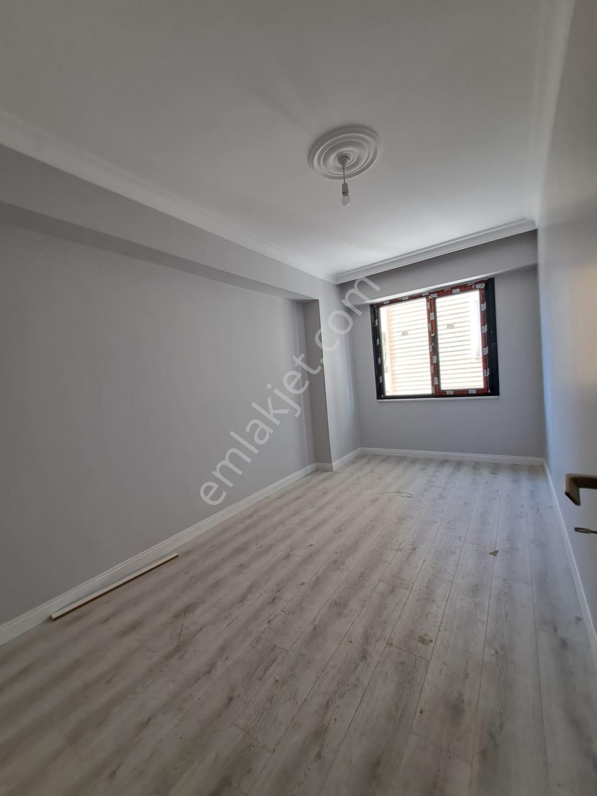 Halkalı Merkezde Satılık 2+1 Metro, Hastane Ve Okullara Yakın - Görsel 26