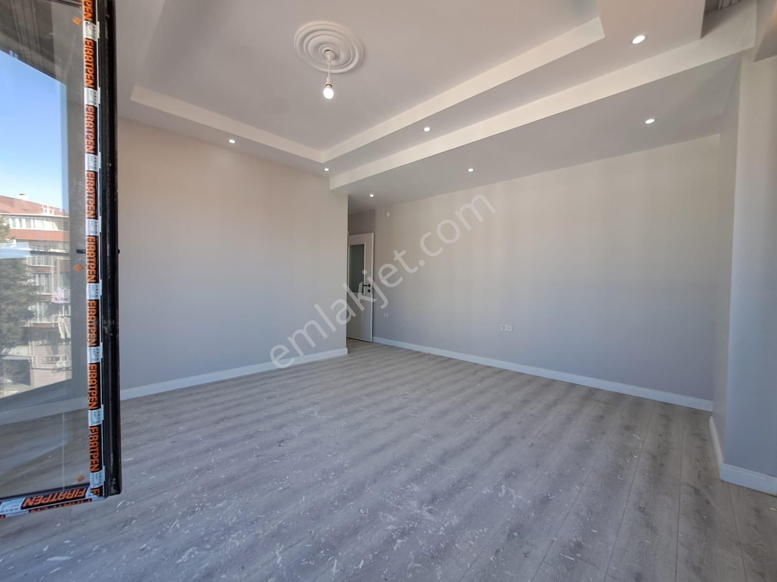 Halkalı Merkezde Satılık 2+1 Metro, Hastane Ve Okullara Yakın - Görsel 10