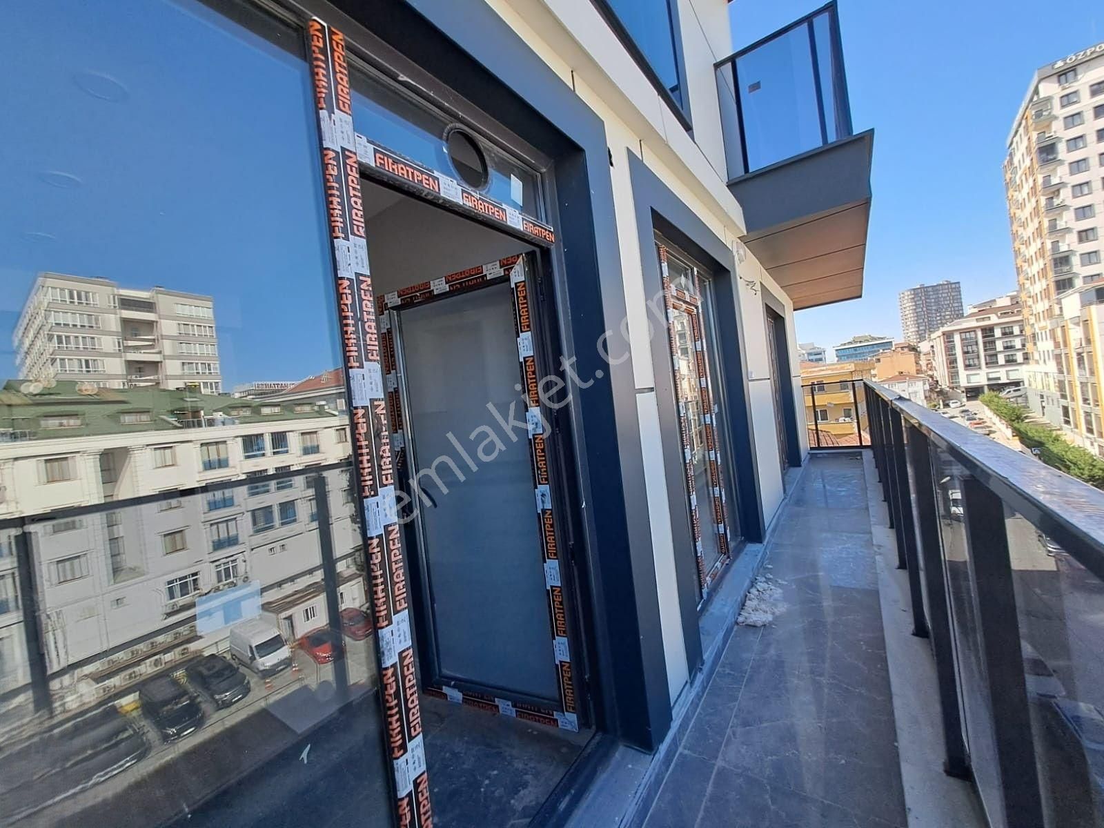 Halkalı Merkezde Satılık 2+1 Metro, Hastane Ve Okullara Yakın - Görsel 18