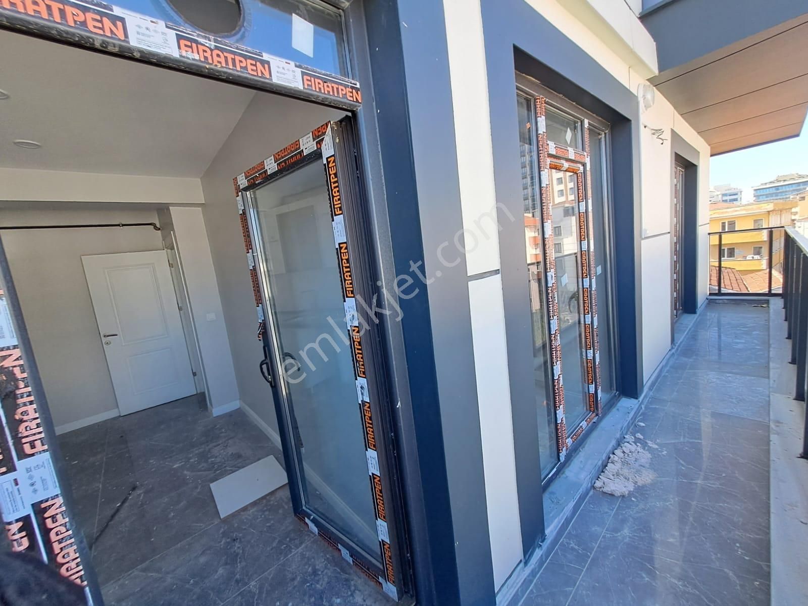 Halkalı Merkezde Satılık 2+1 Metro, Hastane Ve Okullara Yakın - Görsel 17