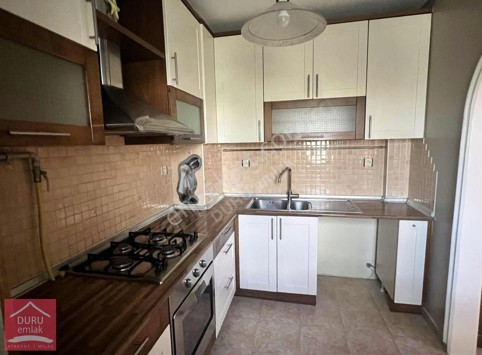 Atakent 1. Etap Kutlutaş Bloklarında Ara Kat 3+1 Dubleks Daire