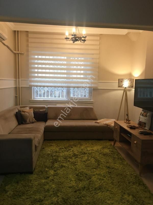 Maltepe Onur Sokak'ta Full Yapılı Satılık 1+1 Daire