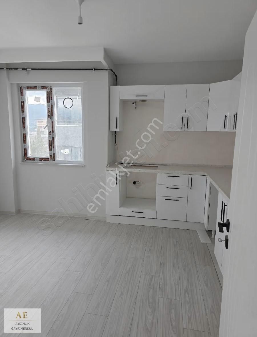 Alanyurt Fatih Mah, Mektebim Kolejin Yanıkında 3+1 Daire - Görsel 8