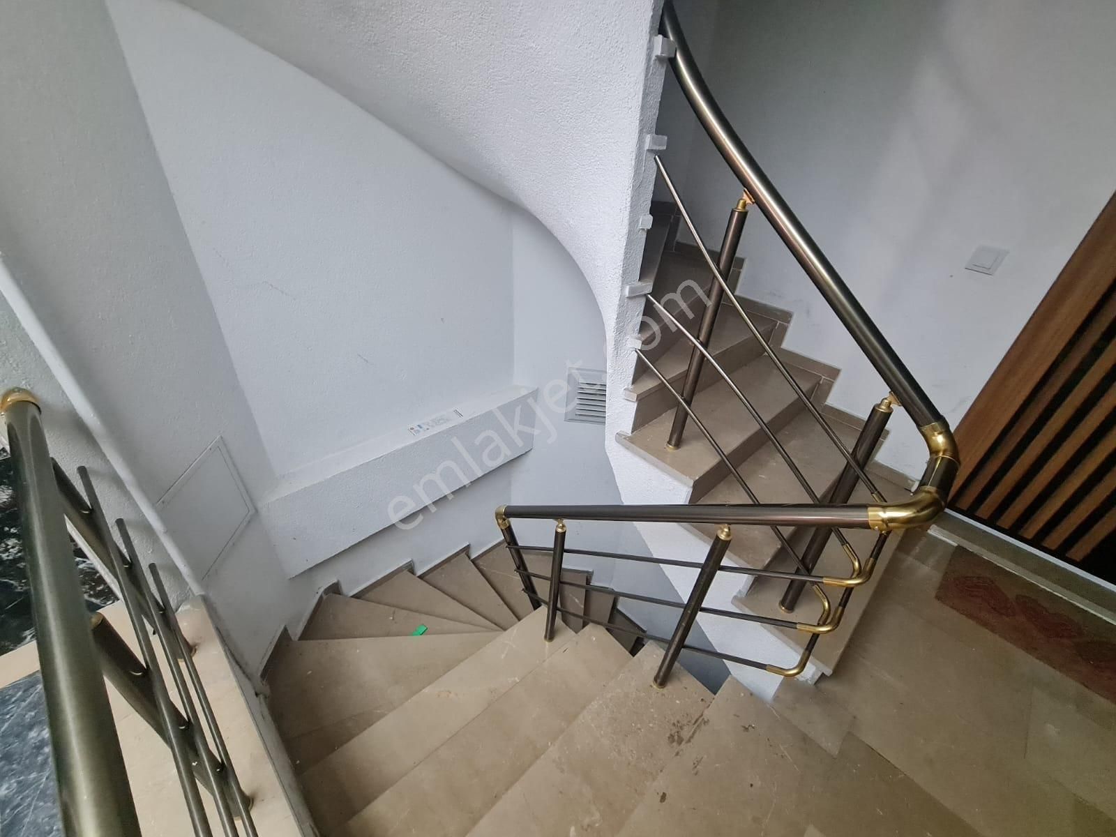 Ümraniye Yamanevler Mah. 2+1 Kiralık Daire - Görsel 8