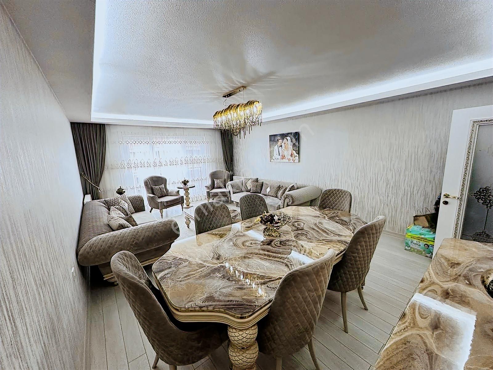 Çamlıtepe Sitesinde Kapalı Otoparklı Manzaralı 4+1 - Görsel 29