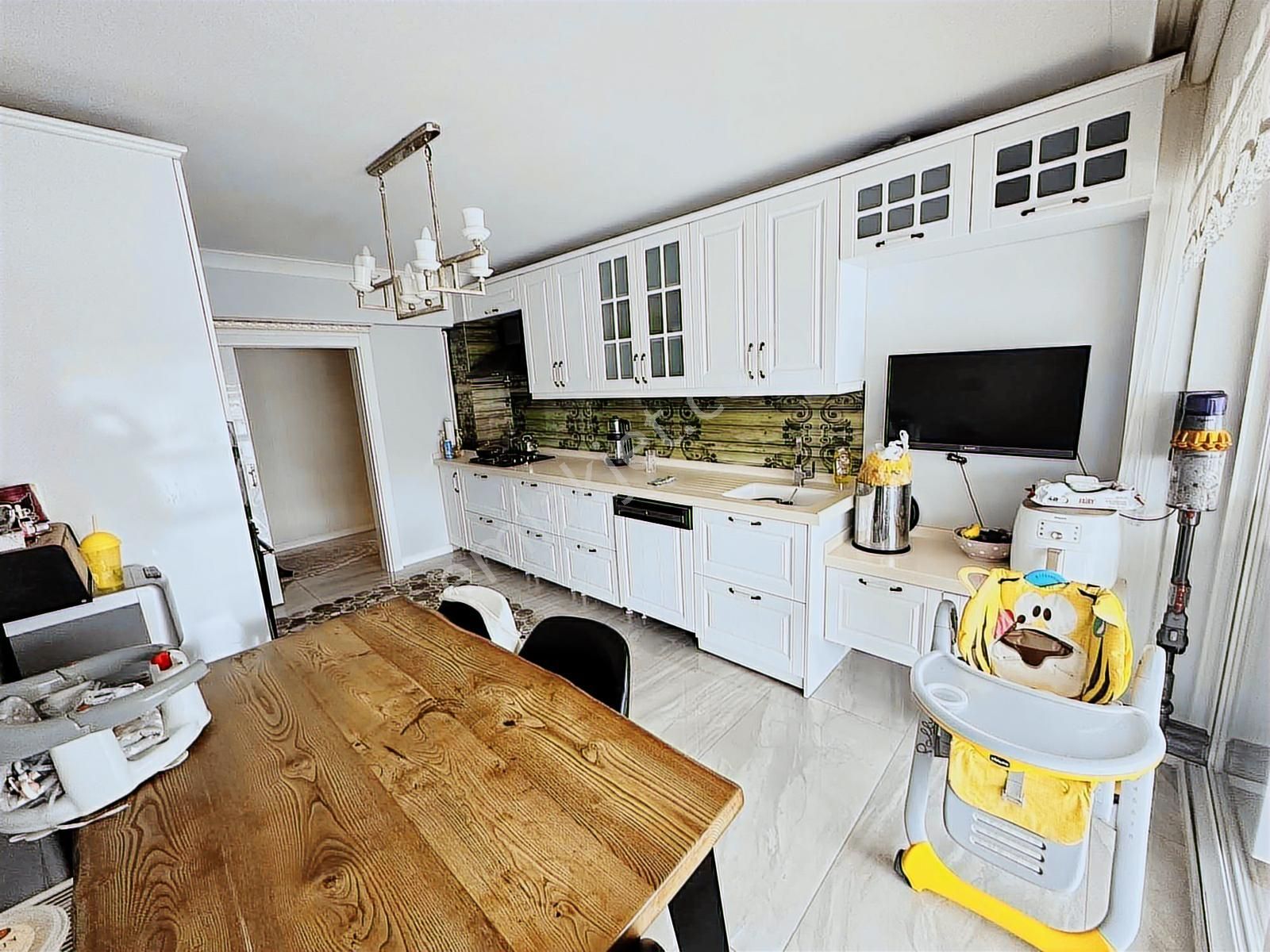 Çamlıtepe Sitesinde Kapalı Otoparklı Manzaralı 4+1 - Görsel 31