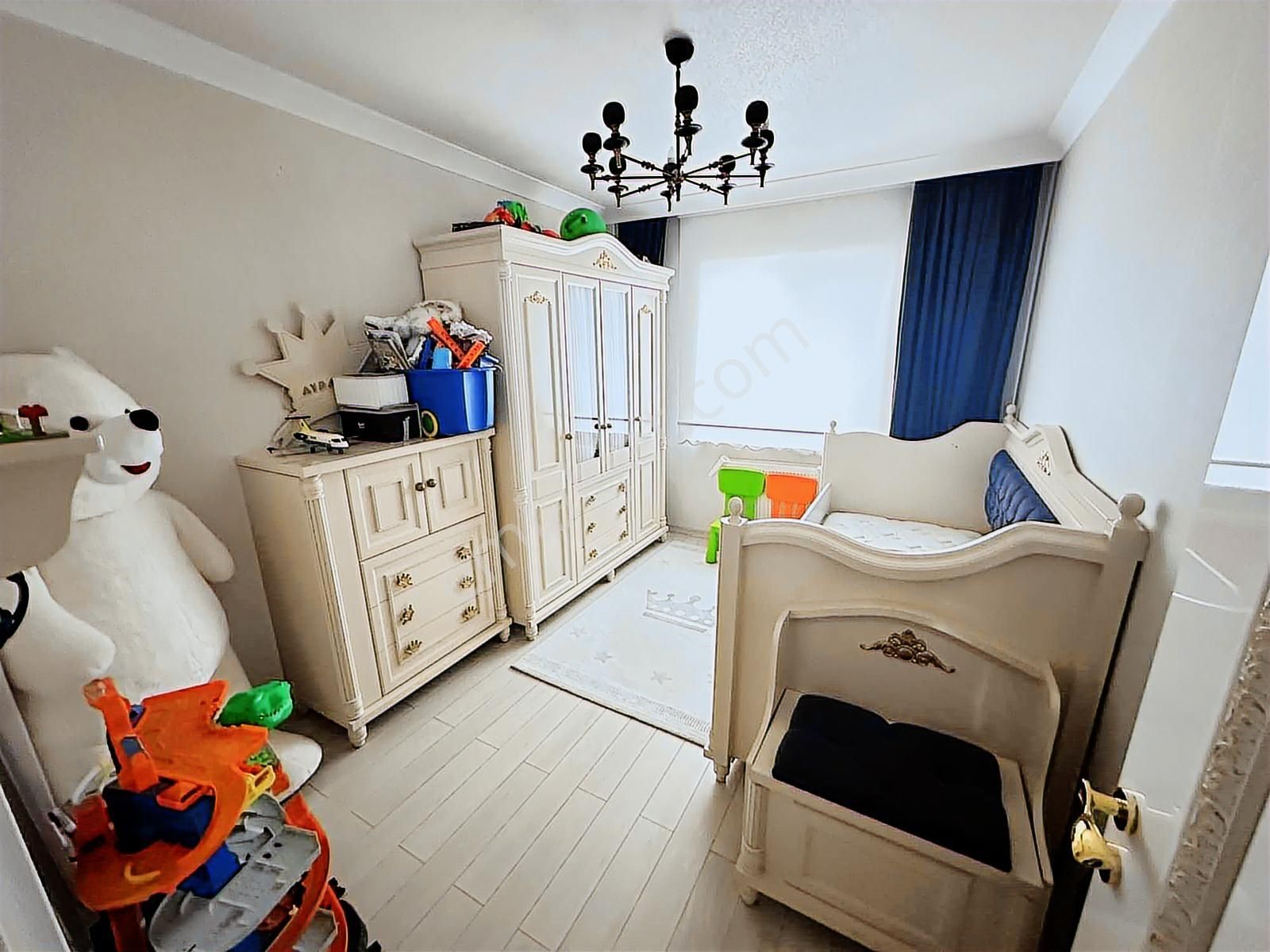 Çamlıtepe Sitesinde Kapalı Otoparklı Manzaralı 4+1 - Görsel 22