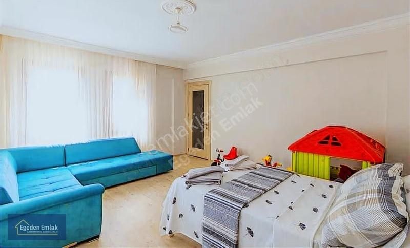 Selimiye'de Müstakil 1211 M2 Bahçe İçinde Şahane Satılık Villa - Görsel 18