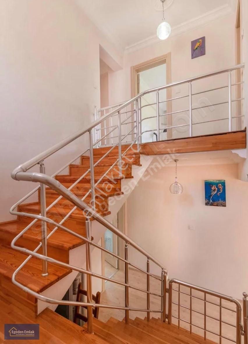 Selimiye'de Müstakil 1211 M2 Bahçe İçinde Şahane Satılık Villa - Görsel 19