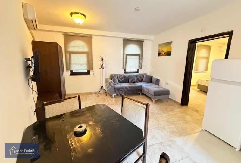 Akyaka'da Merkezde Eşyalı, Havuzlu Kiralık 1+1 Daire - Görsel 2