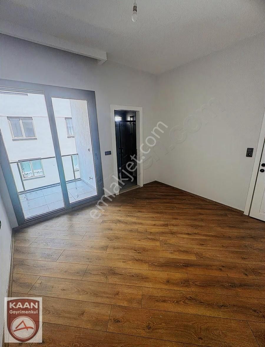 Kaan Emlaktan Yenişafak Ta Lüks Ara Kat Yerden Isıtmalı Daire - Görsel 24