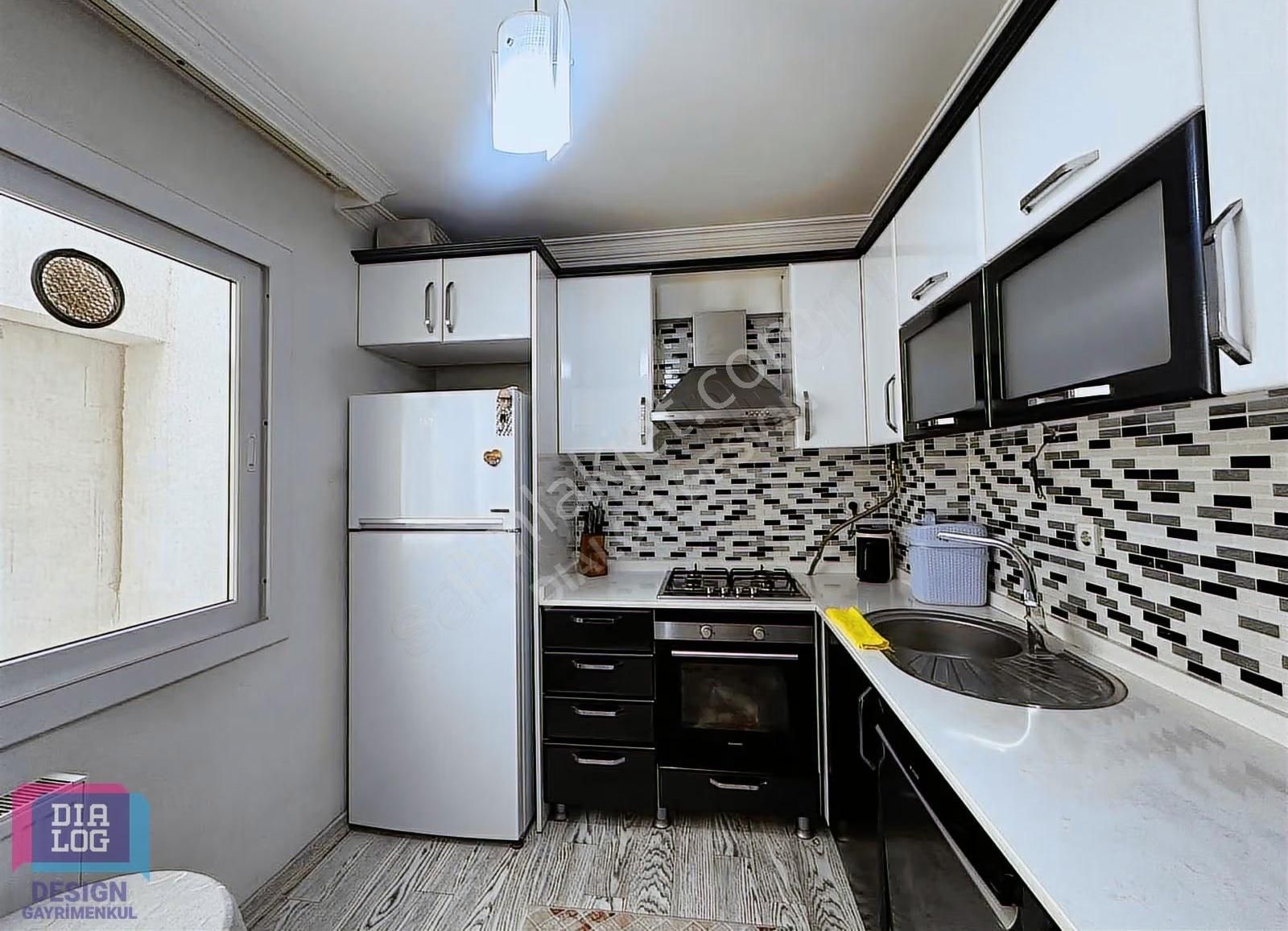 Karşıyaka Dedebaşı Ordu Bulvarı Üzeri Satılık 5+1 Teraslı Daire - Görsel 4