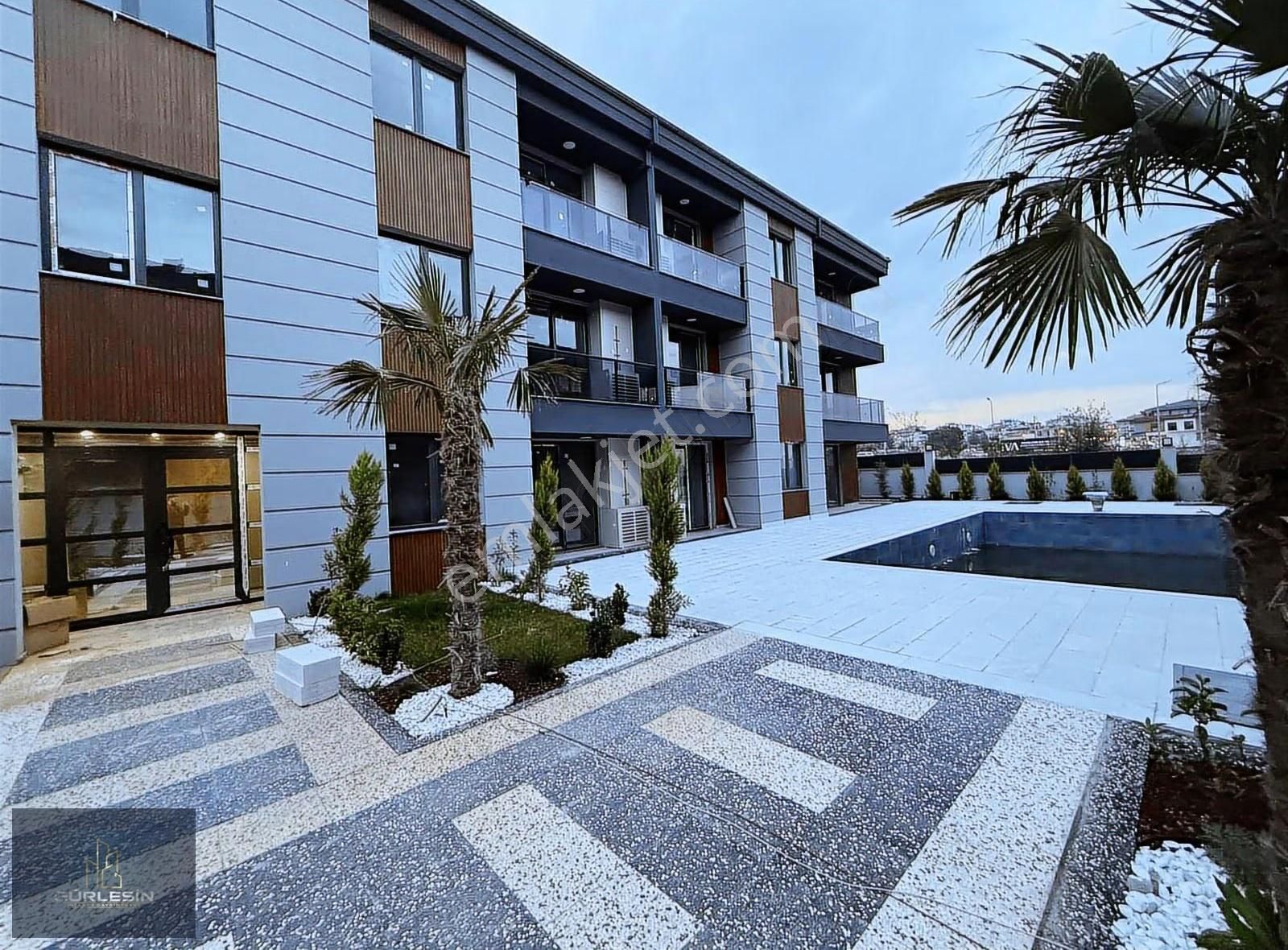 Şirinköy Mahallesi Havuzlu, Site İçerisinde Satılık 1+1 Daire - Görsel 17