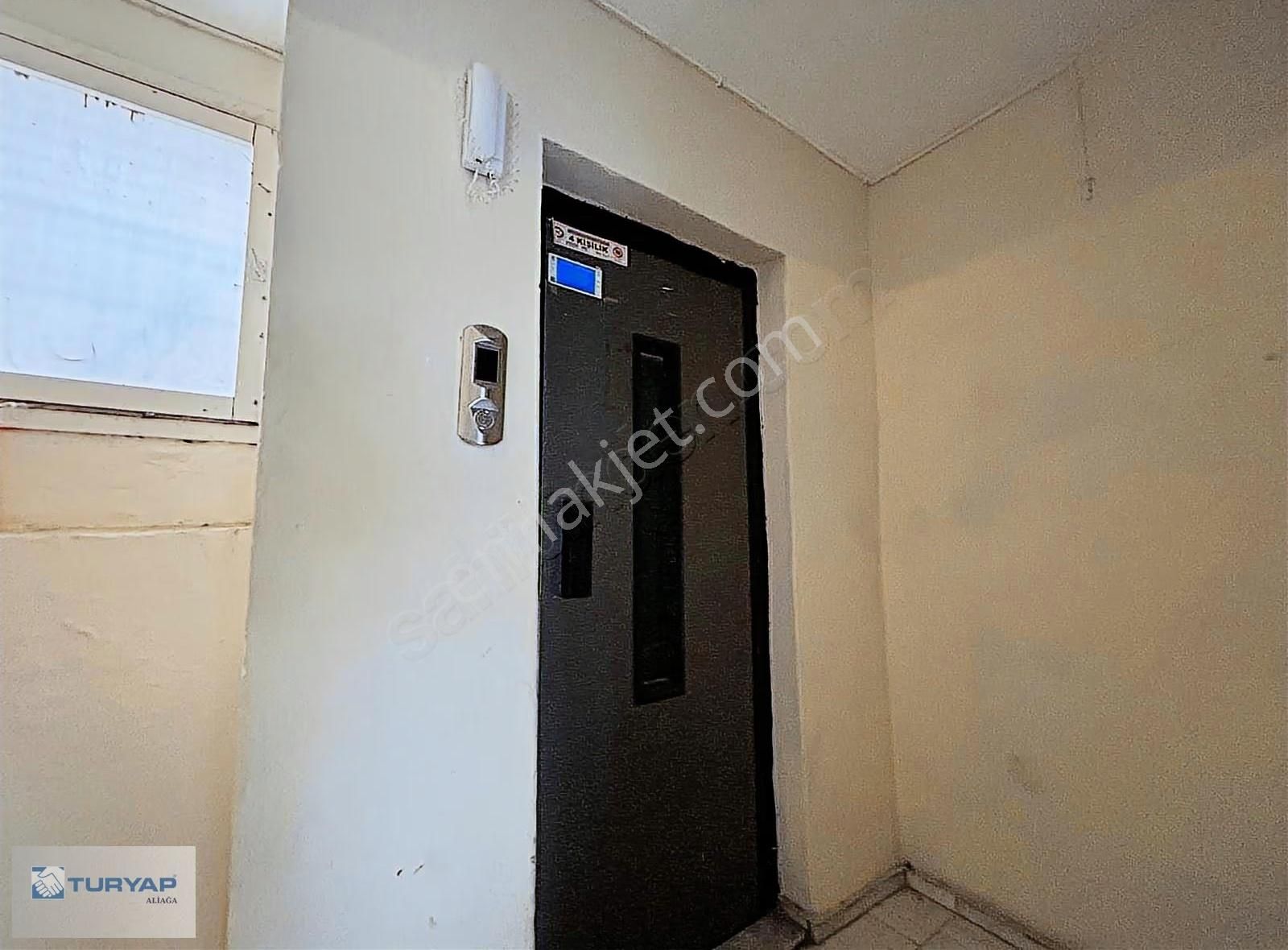 Aliağa Şirinler Sokağında Satılık 3+1 Daire - Görsel 3