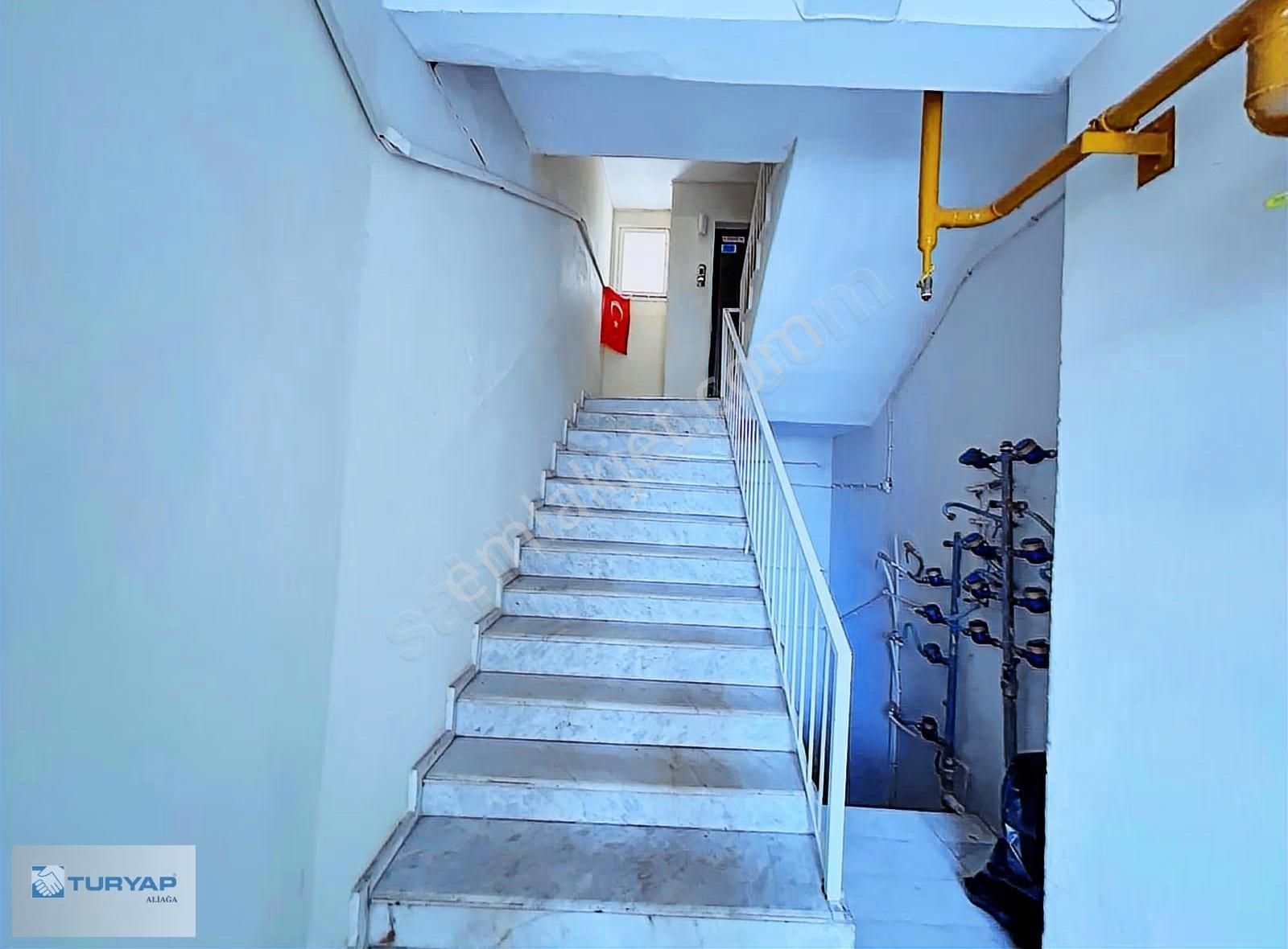 Aliağa Şirinler Sokağında Satılık 3+1 Daire - Görsel 6