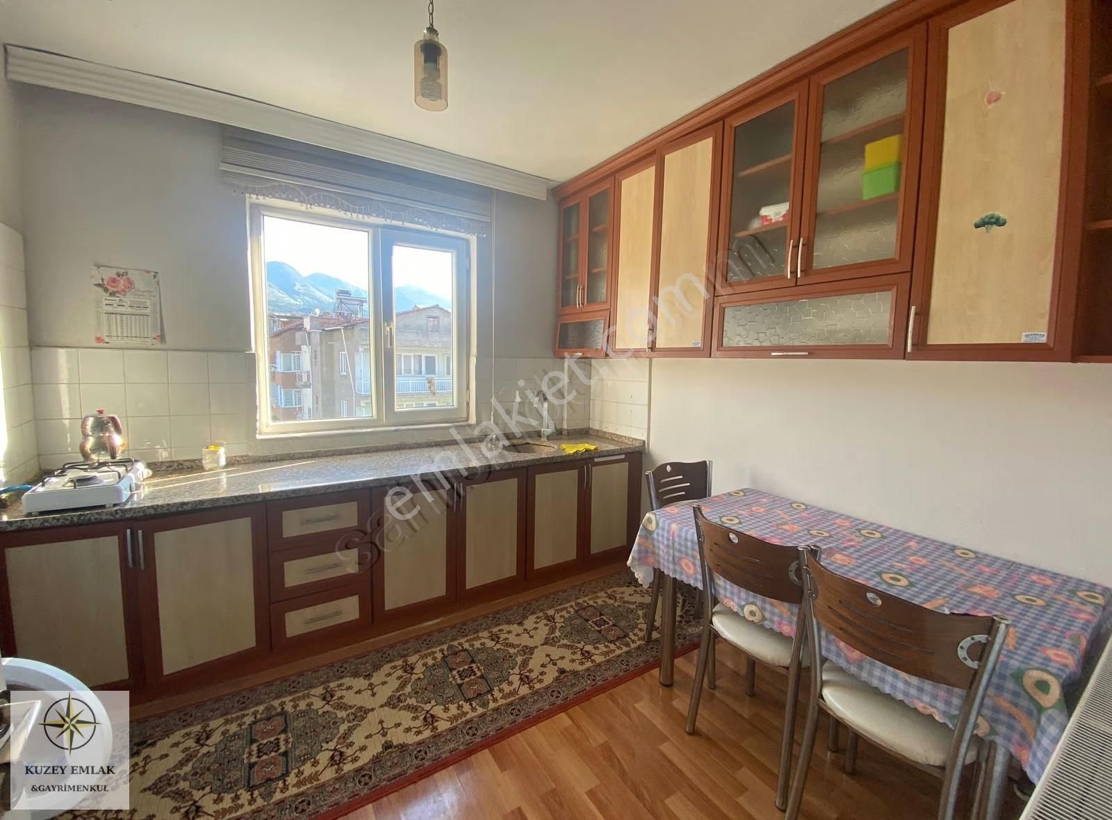 Kuzey Emlaktan Cumhuriyet Okulu Civarı Satılık Eşyalı Daire - Görsel 13