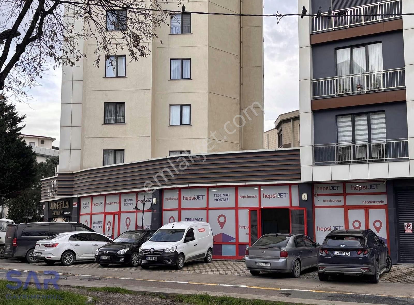 Kurtköy Merkezde 220 M² Satılık Dükkan !