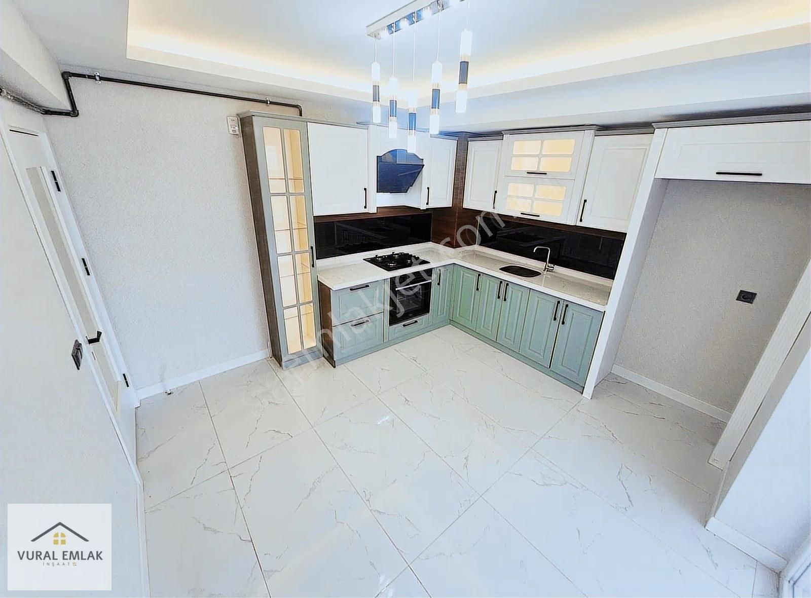 Vural Emlaktan Haftanın Kupon Fırsatı 3+1 İskanlı Saray Yavrusu