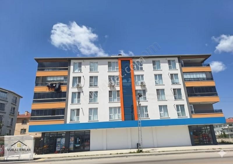 Vural'dan Yenikent'de Merkezi Güzergahta 3+1 C. Balkonlu Daire - Görsel 12
