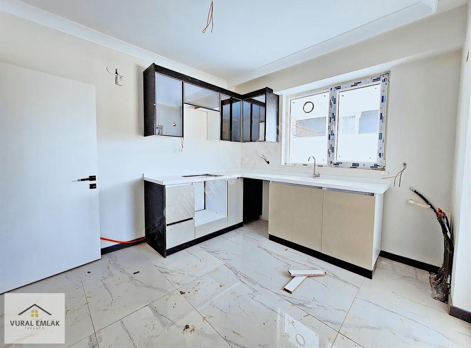 Vural Emlaktan 3+1 Ultra Lüx Okul Hastane Yakını 129m2 Acill - Görsel 3