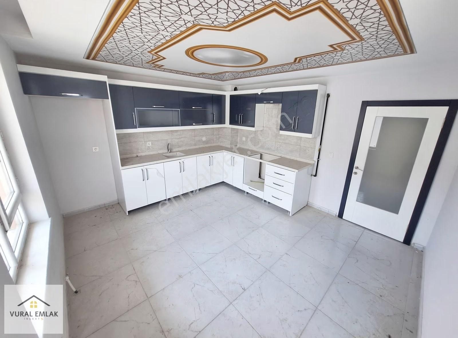 Vural'dan Devasa Genişlikte, Ara Kat, Ön Cephe, Çift Balkon 3+1 - Görsel 27