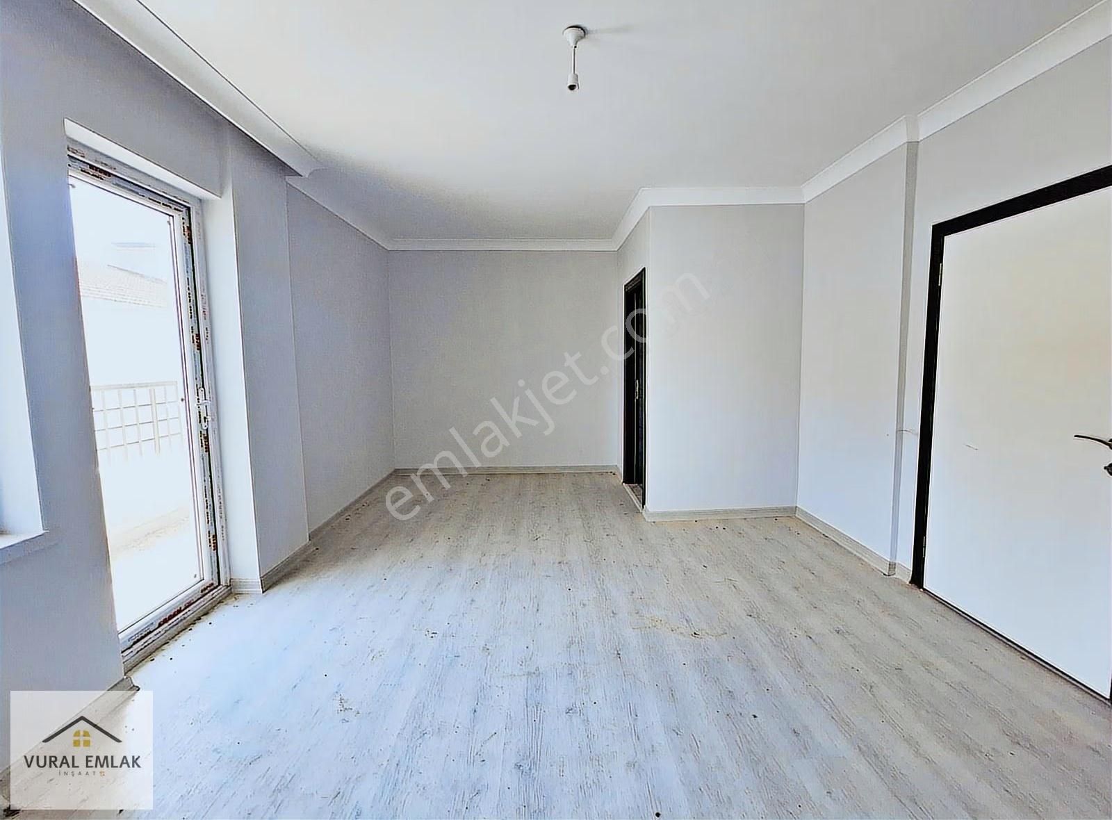 Vural'dan Devasa Genişlikte, Ara Kat, Ön Cephe, Çift Balkon 3+1 - Görsel 32