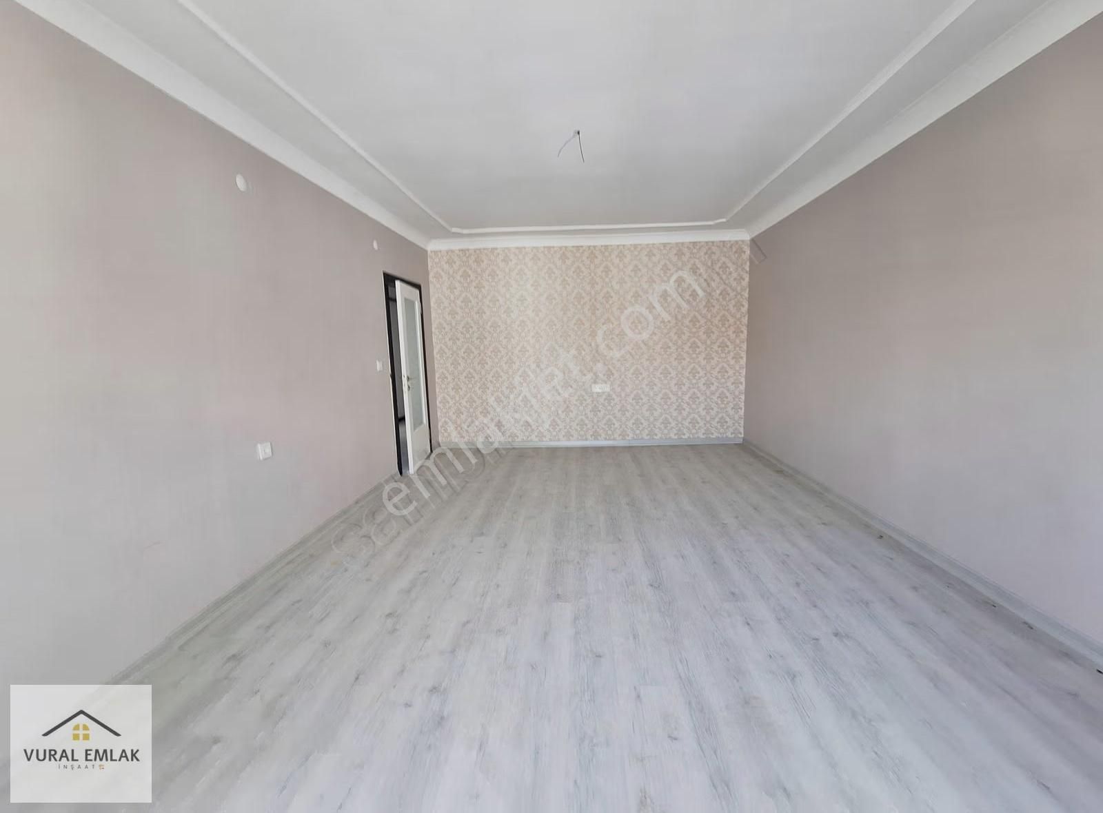 Vural'dan Devasa Genişlikte, Ara Kat, Ön Cephe, Çift Balkon 3+1 - Görsel 23