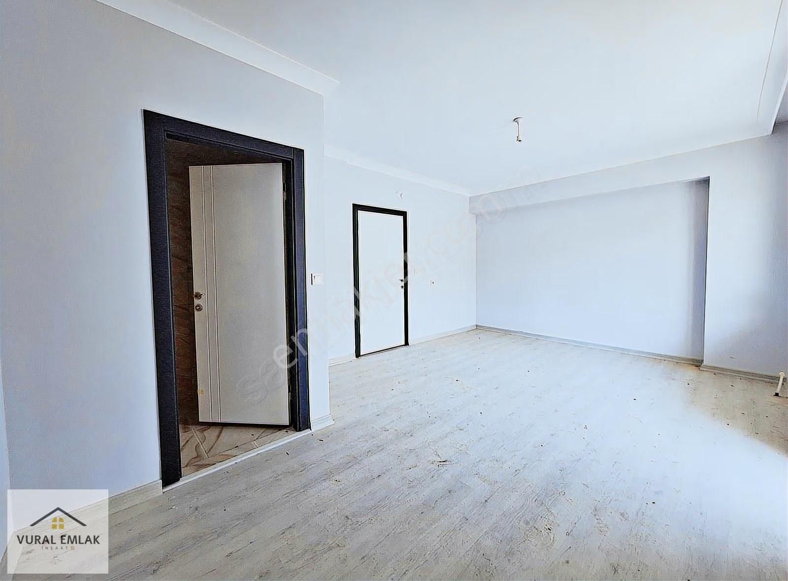 Vural'dan Devasa Genişlikte, Ara Kat, Ön Cephe, Çift Balkon 3+1 - Görsel 11