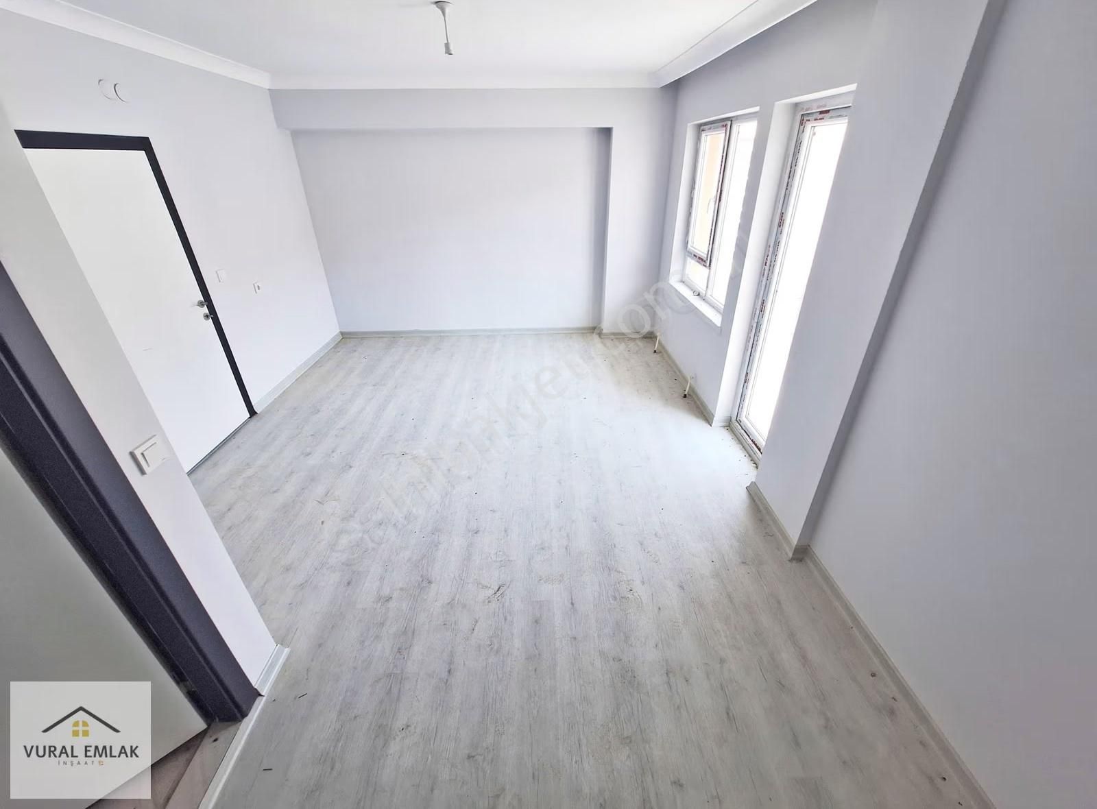 Vural'dan Devasa Genişlikte, Ara Kat, Ön Cephe, Çift Balkon 3+1 - Görsel 20
